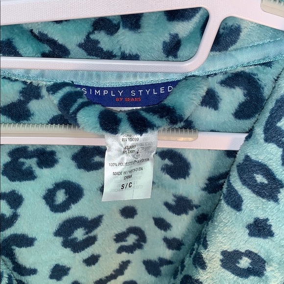 NWT Bathrobe Size Small/Chico Animal Print - Picture 3 of 6